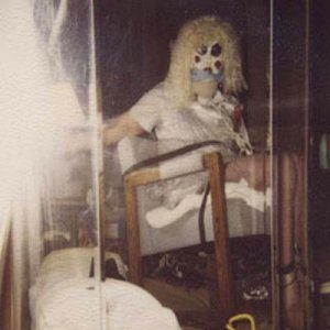 Autoretrato practicando bondage